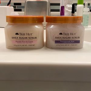 Never been used Tree Hut Sugar Scrub